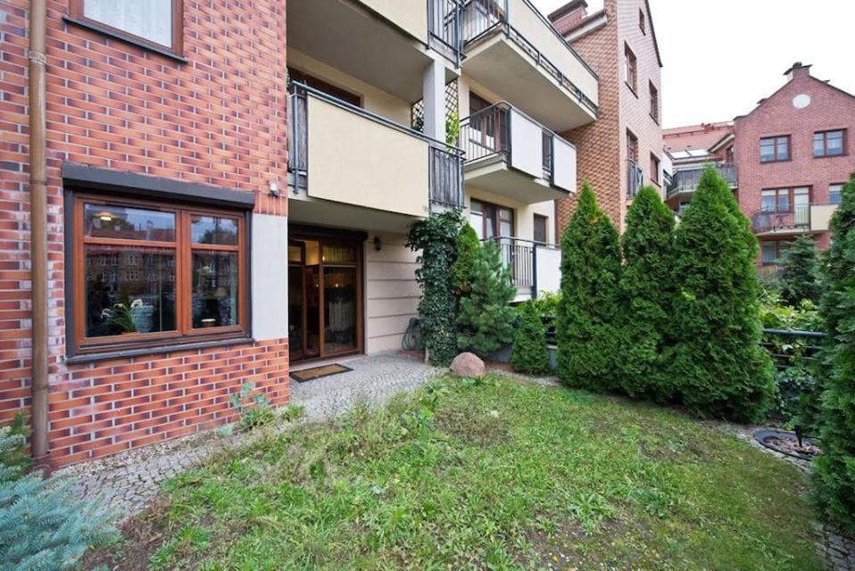Niewielki Pokoj Jedno Lub Dwuosobowy W Duzym Mieszkaniu W Gdansk Wrzeszcz Ul Smoluchowskiego Kolo Akademii Medycznej - Cooliving Exterior photo