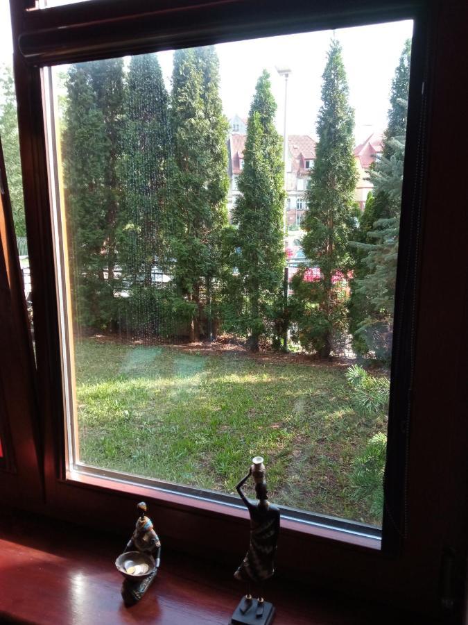 Niewielki Pokoj Jedno Lub Dwuosobowy W Duzym Mieszkaniu W Gdansk Wrzeszcz Ul Smoluchowskiego Kolo Akademii Medycznej - Cooliving Exterior photo